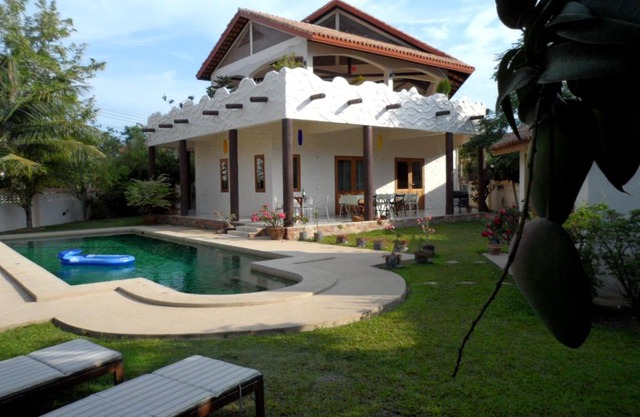 Pool Villa Cha Am