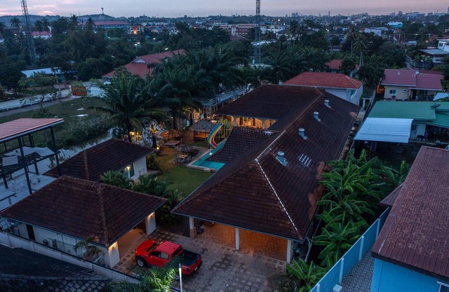 Villa con piscina para familias y fiestas