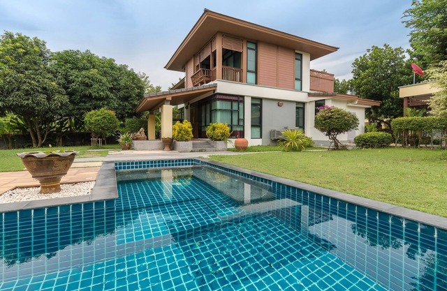 Pool Villa Pattaya by Passionata