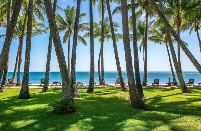Poolside Apt In Alamanda Beachfront Resort 41