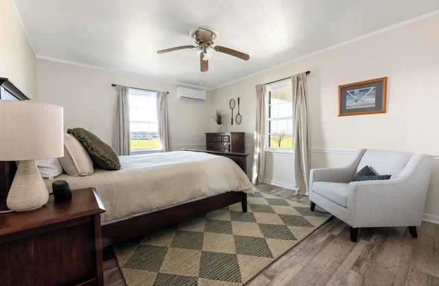 This house is a 4 bedroom(s), 3 bathrooms, located in Honey Brook, PA.