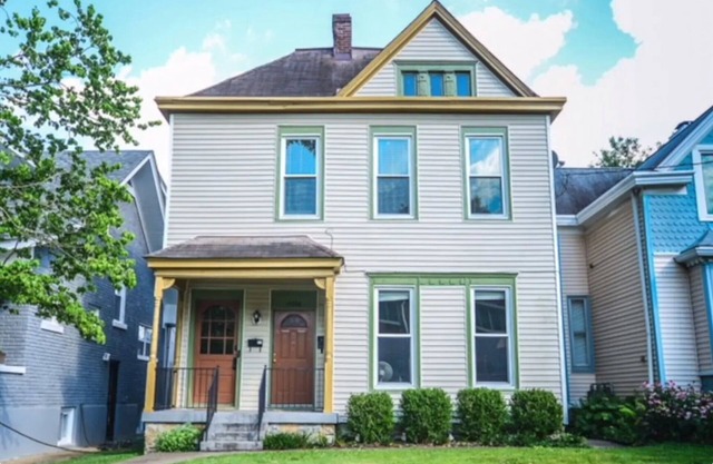 Apartamento de arte pop en los antiguos pasos victorianos de Bardstown Road.