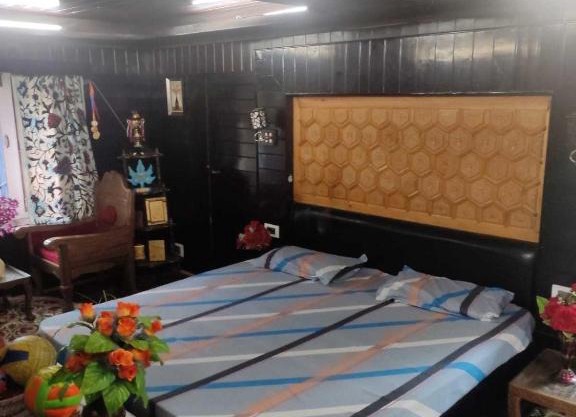 POP HOME 92079 Jahangir Homestay