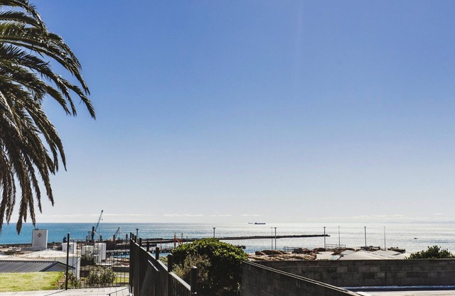 Port View Paradise - A convenient access to central New Plymouth