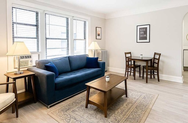 Portage Park 1BR Retreat