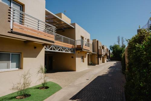 Portal del Aguaribay, Complejo Boutique