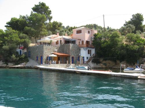 Porto Castello Villas
