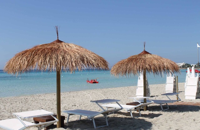 Porto Cesareo Air-conditioned Villa Sleeps 12 Torre Cesarea