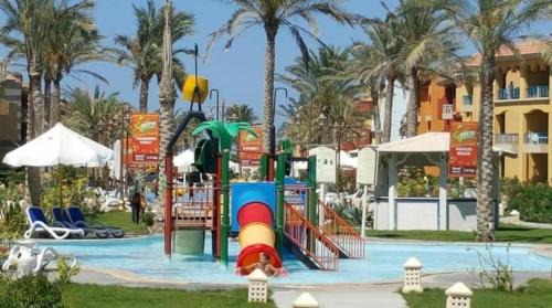 PORTO MATROUH-GREEN Beach resort family's only