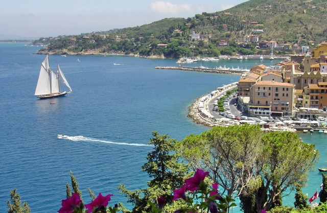 Porto Santo Stefano - Impresionantes vistas, hermosas playas, a pie del centro de la ciudad