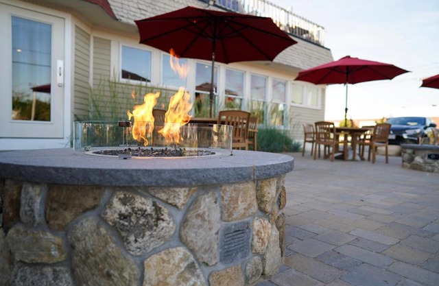 Portside Tavern