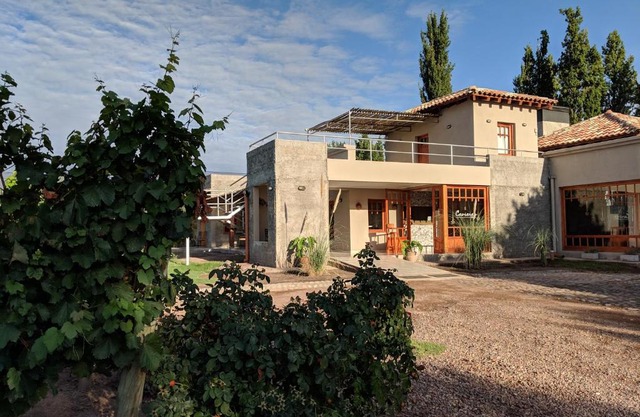 Posada Cavieres Wine Farm