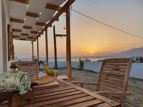 Poseidon House, With Seaview
