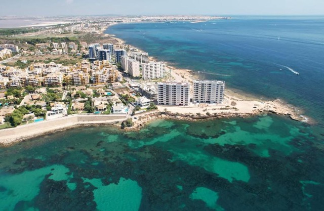 POSIDONIA PUNTA PRIMA - Luxury Seafront Apartments