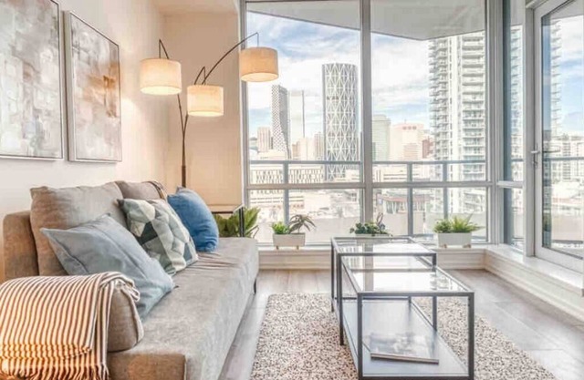 Postcard Views w/ Chic Decor, Office, Parking