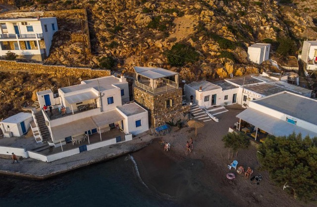 Poudas House