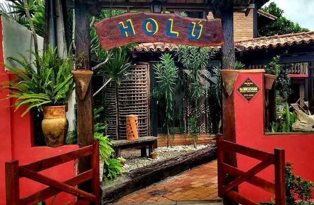 Pousada Holú