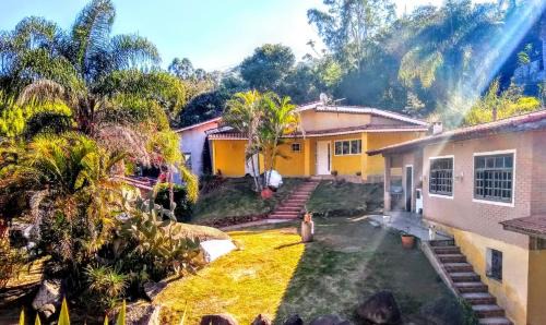 Pousada Pitoresca Casa Amarela