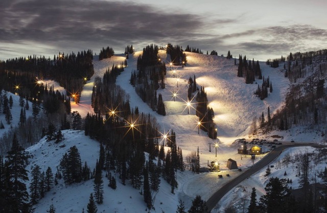 Powder Ridge Village-Ski In-Ski Out Condos at the Top of Powder Mountain