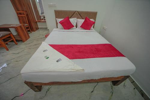 PPH Living Jai Maruthi Boarding & Lodging