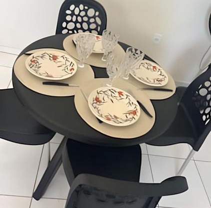 Próx. ao shopping, para 10 pessoas, ar condicionado e garagem APT B