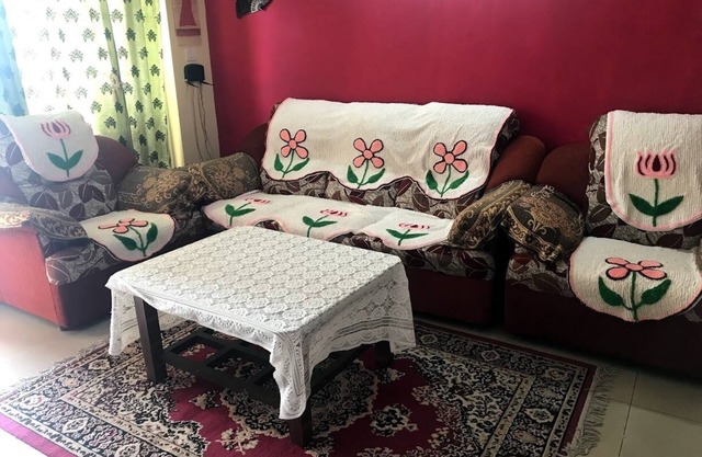 Habitación privada en un apartamento de lujo cerca del centro comercial Orion