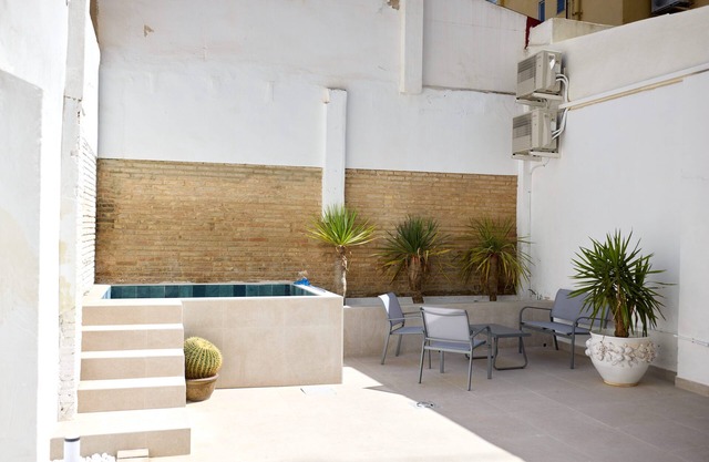 PR27 APARTAMENTO RUZAFA 80M CON TERRAZA DE 50M Y PEQUEÑA ALBERCA EXTERIOR