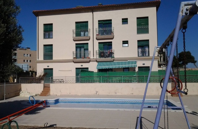 Apartamento práctico y tranquilo a 100m de la playa y 10 min Port Aventura