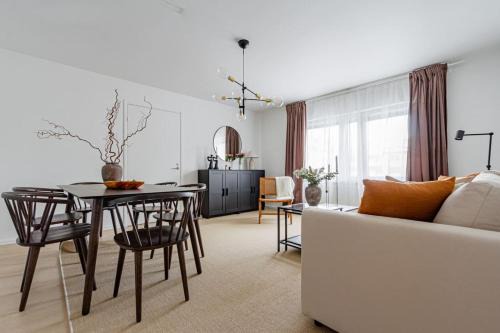 Practical flat in vibrant SoFo, construction work