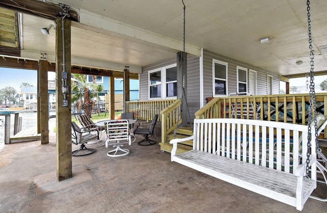 4513pragerjbnh - Prager Bay View