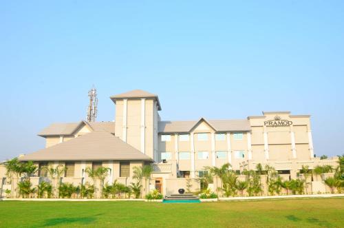 Pramod Convention & Beach Resorts