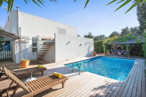 Preciosa Villa Can Pop para la familia