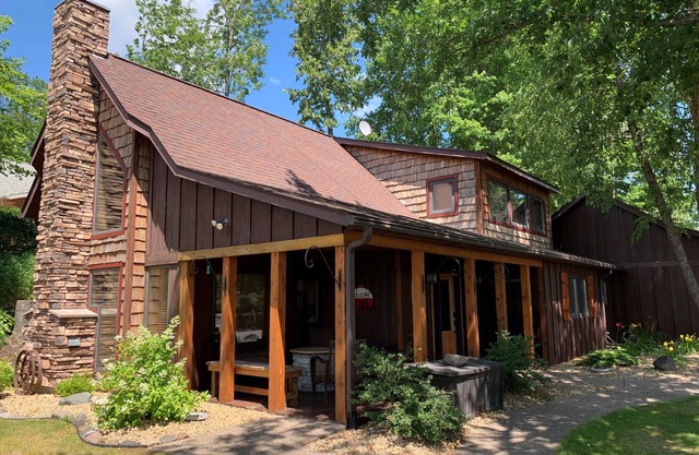 Premier cabin on beautiful Balsam Lake, WI, large loft and amazing sunset views!