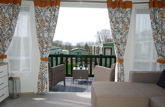 Caravan at The Woodlands