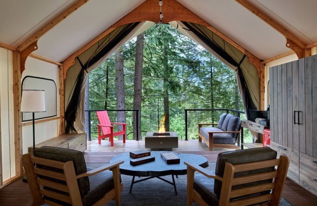 Premier Glamping Getaway | King Bed + Soaking Tub