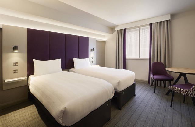 Premier Inn Stirling South - M9 J9