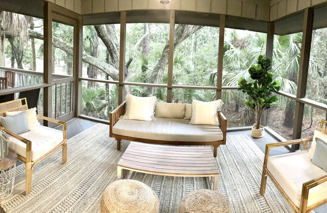 Premier Kiawah Night Heron Cottage, Resort Privileges, 4 min walk to beach