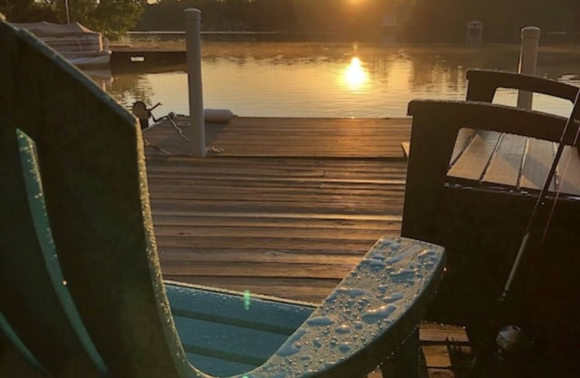 Premier, Peaceful Waterfront Location! Big, clear water views! Fire table!