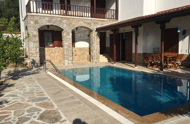 Villa Premier con piscina y vistas panorámicas a la naturaleza, vacaciones de verano de lujo