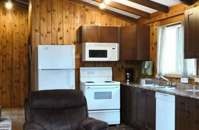 Premium 3 Bedroom Cottage