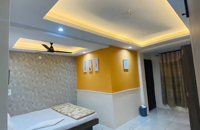 Premium accommodation close to the riverside and fort