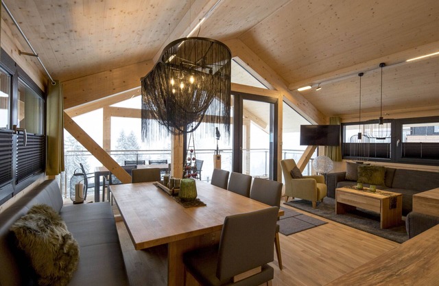 Premium Chalet # 06 with sauna & whirlpool outside