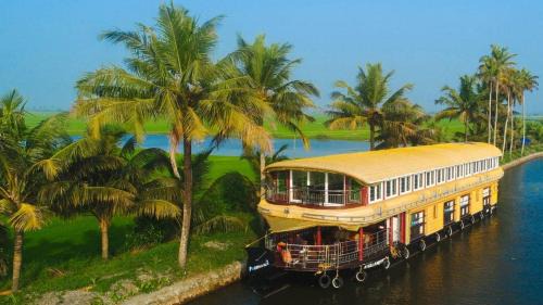 Premium Day Cruise House Boat Alleppey by LexStays