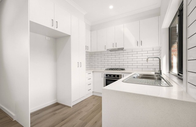 Premium Double Bedroom In A Beautiful Suburb