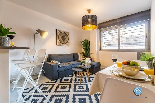 Premium Executive Apartment with prepaid Parking - Malaga Center