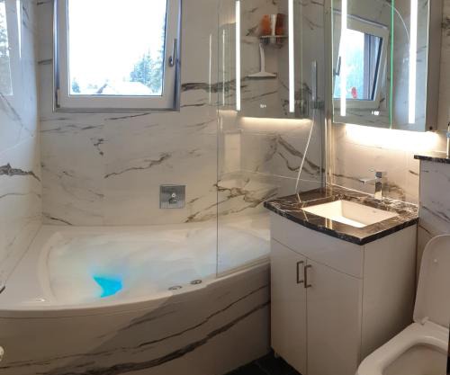 Premium Jacuzzi Central Verbier Studio, High Floor