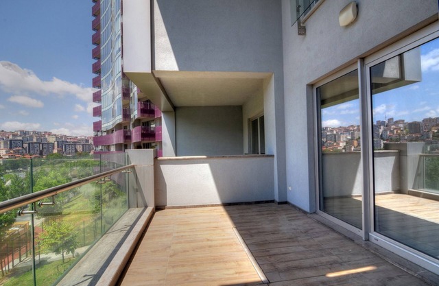 Premium, luxury apartment, 1 bedroom,24/7 security