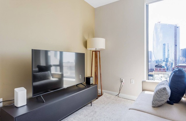Premium Somerville Studio w/ Gym & W/D, near Green Line, by Blueground