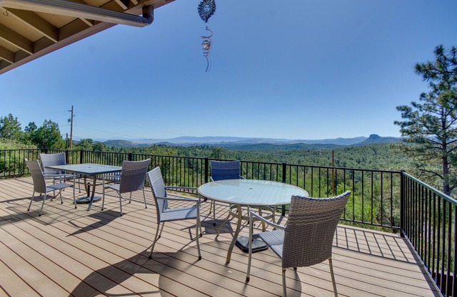 Prescott Hideaway w/ Deck, Sauna & Mountain Views!