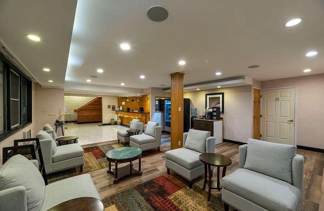 Prestige Riverside Lodge